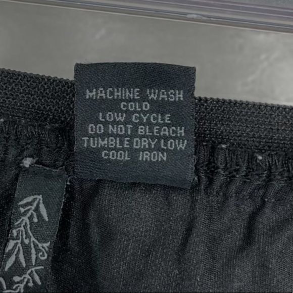 Apollo Skirt Black High Low Feather Print Size S - Picture 6 of 6